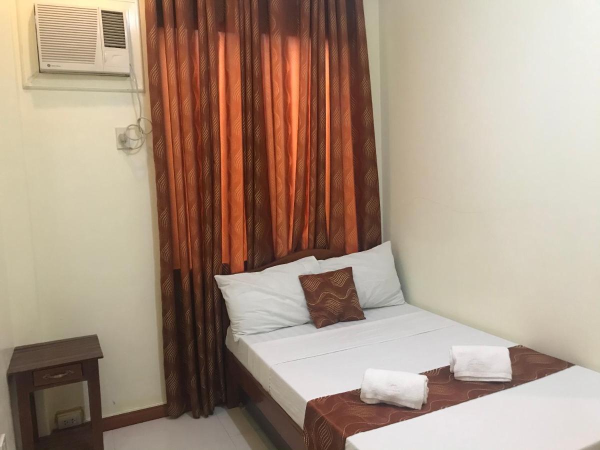 Aquari Travellers Inn Puerto Princesa Exteriör bild