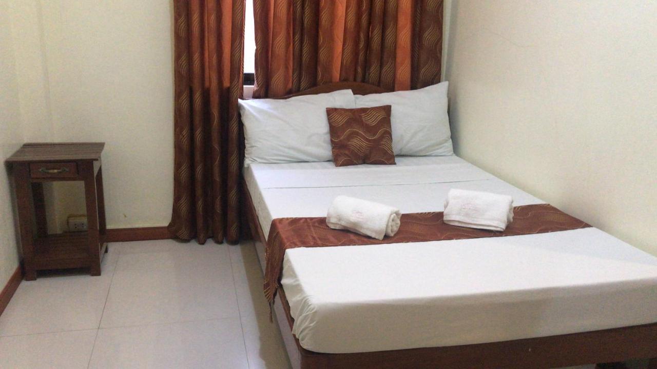 Aquari Travellers Inn Puerto Princesa Exteriör bild