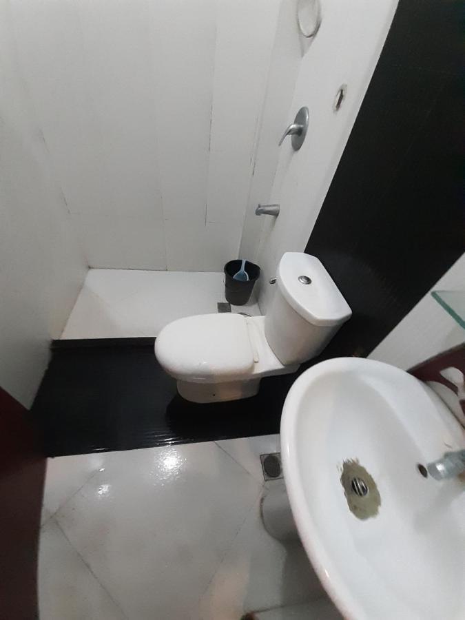 Aquari Travellers Inn Puerto Princesa Exteriör bild